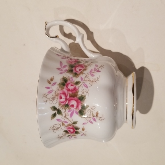 Vintage tea cup and SAUCE - Picture 8 of 12